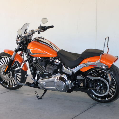 2023 Harley-Davidson® FXBR Breakout® U073564T thumb 2