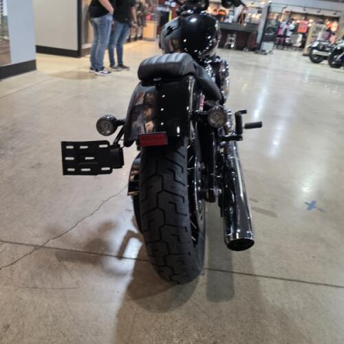 2026 Harley-Davidson® Street Bob® FXBB thumb 0