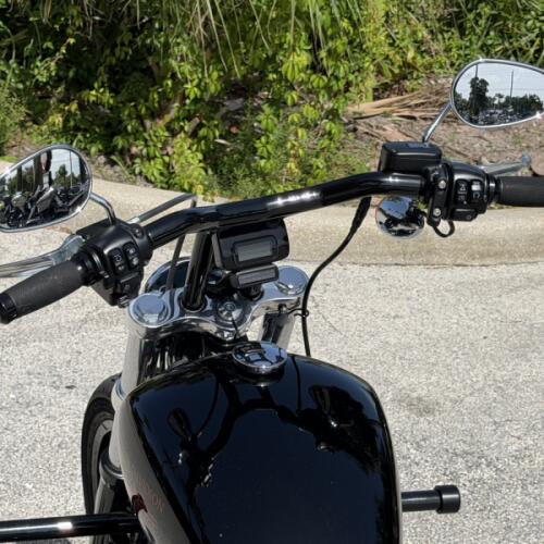 FXST 2023 Softail® Standard thumb 0