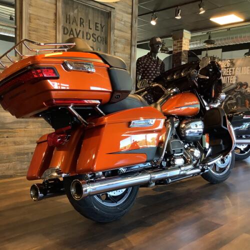 Harley-Davidson® Ultra Limited 2019 FLHTK U899-19 Scorched Orange/Black Denim thumb 0