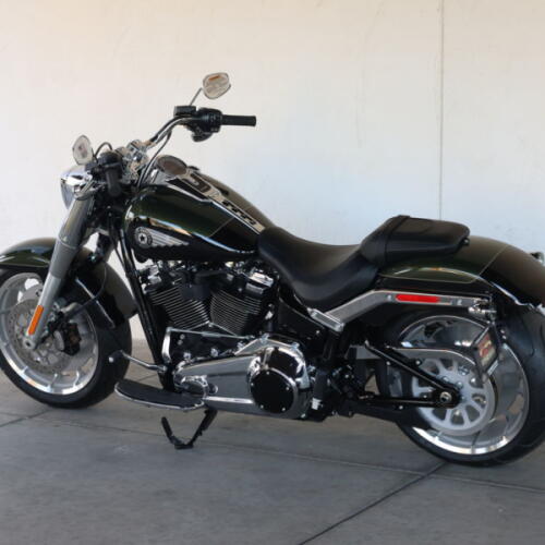 2026 Harley-Davidson® FLFB Fat Boy® N012182 thumb 2