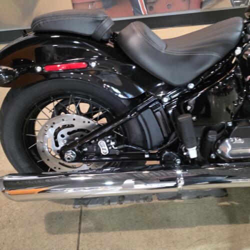 2026 Harley-Davidson® Street Bob® FXBB thumb 1
