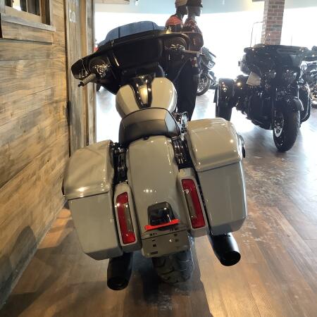 Harley-Davidson® Street Glide® 2026 FLHX T48-26 Dark Billiard Gray Black Trim thumb 1