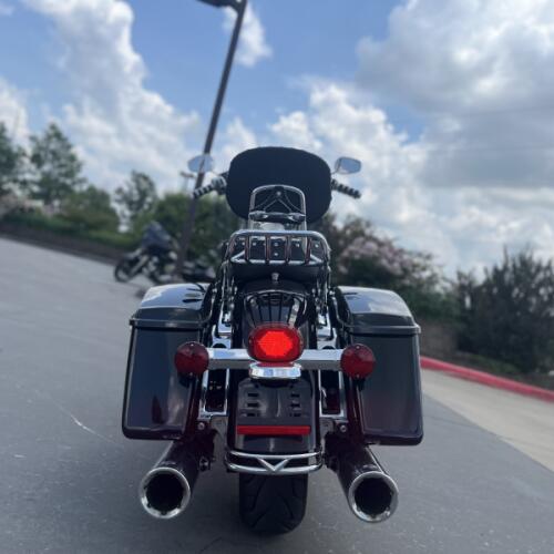 2017 Harley-Davidson® FLHR Road King® Two-Tone Black Hills Gold/Black Quartz 649968 thumb 1
