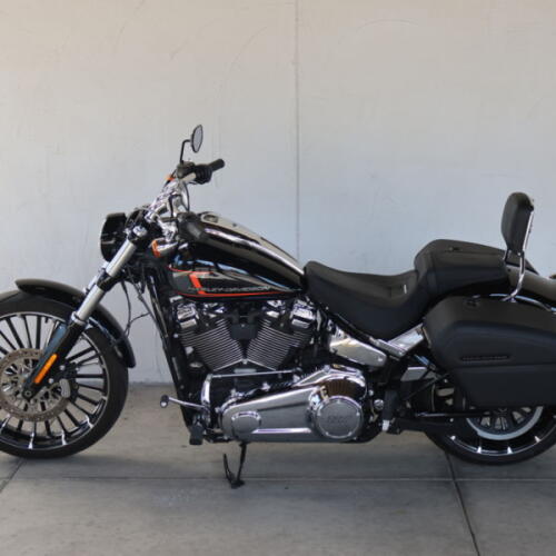 2024 Harley-Davidson® FXBR Breakout™ 117 U032056 thumb 3