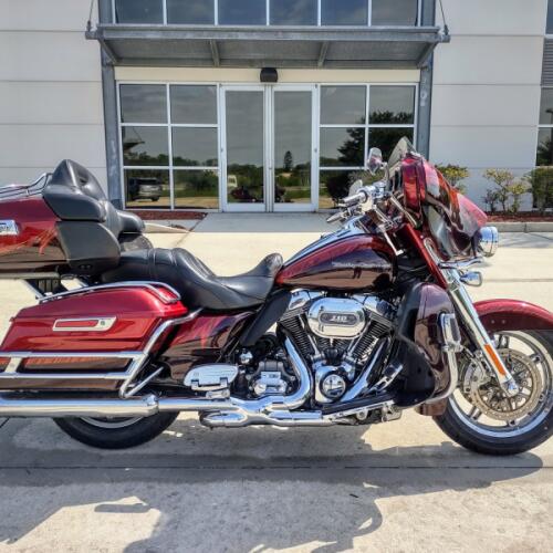 Harley-Davidson® CVO™ Electra Glide Ultra Limited® 2014 thumb 3