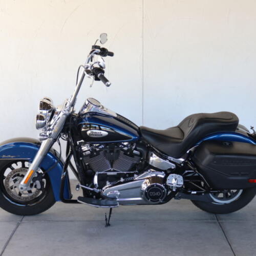 2022 Harley-Davidson® FLHCS Heritage Classic 114 U060722TT thumb 3