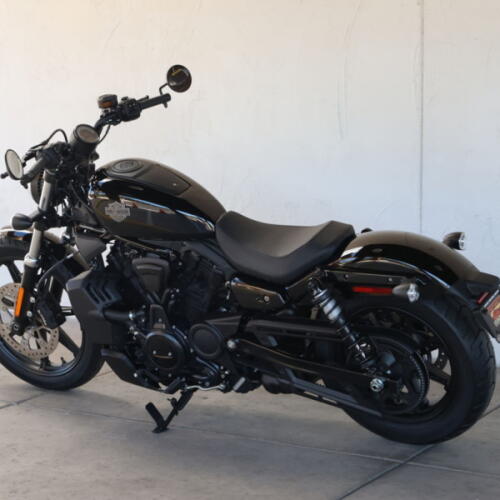 2026 Harley-Davidson® RH975 Nightster™ N303050 thumb 2