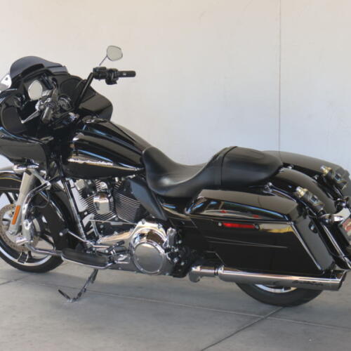 2016 Harley-Davidson® FLTRXS Road Glide® Special U624029 thumb 2