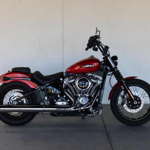 2026 Harley-Davidson® FXBB Street Bob® N024590 thumb 0