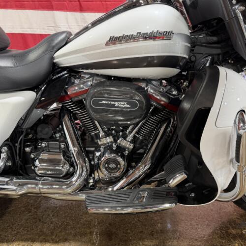 FLHTCUTGSE 2020 CVO™ Tri Glide® thumb 0