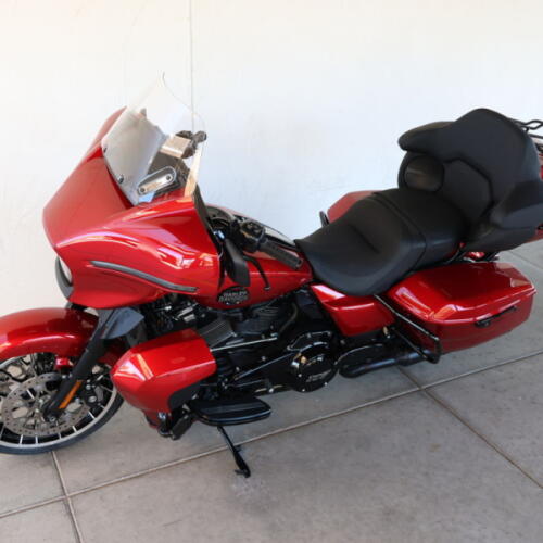 2026 Harley-Davidson® FLHXL Street Glide Limited N610002 thumb 1