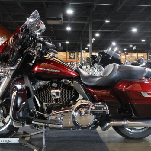FLHTK 2014 Electra Glide® Ultra Limited thumb 3