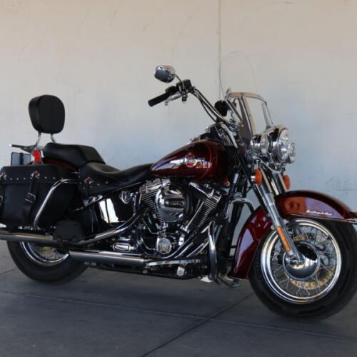 2017 Harley-Davidson® FLSTC Heritage Softail® Classic U040095 thumb 1