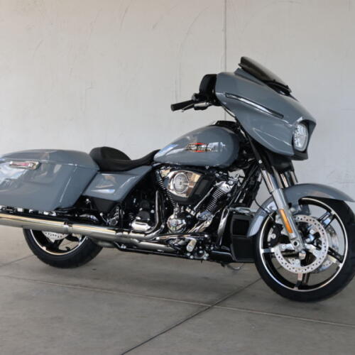 2026 Harley-Davidson® FLHX Street Glide® N625353 thumb 1
