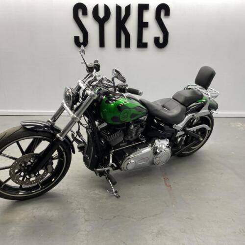 2015 Harley-Davidson FXSB Softail Breakout in a Custom paint scheme thumb 0
