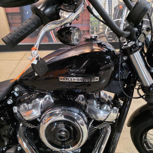 2026 Harley-Davidson® Street Bob® FXBB thumb 3