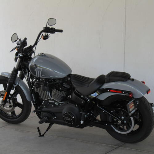 2024 Harley-Davidson® FXBBS Street Bob® 114 U037340T thumb 2