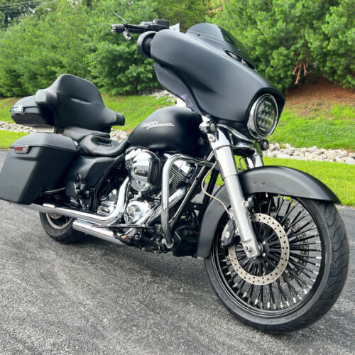 FLHXS 2016 Street Glide® Special thumb 1