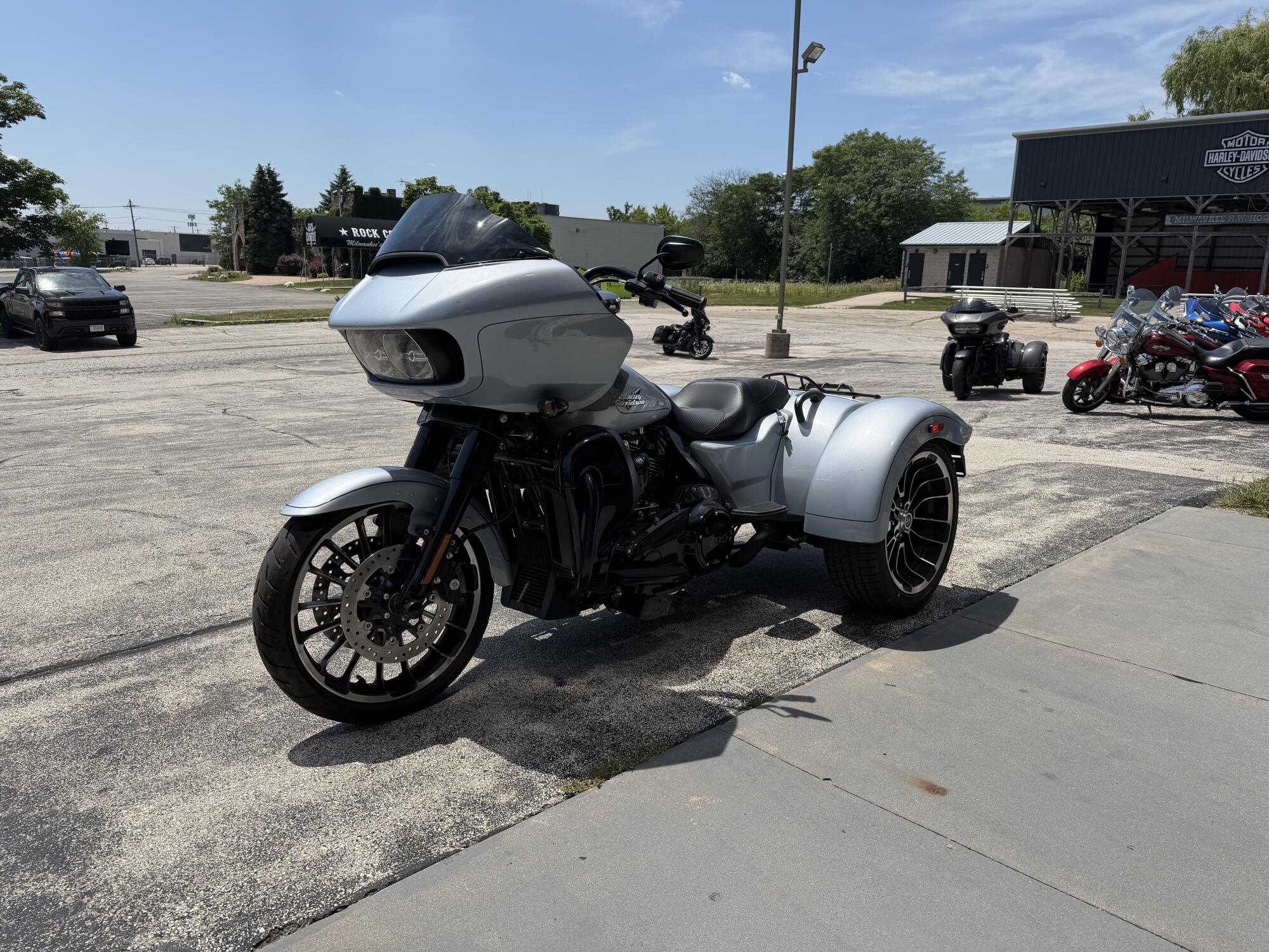2024 Harley-Davidson Road Glide 3
