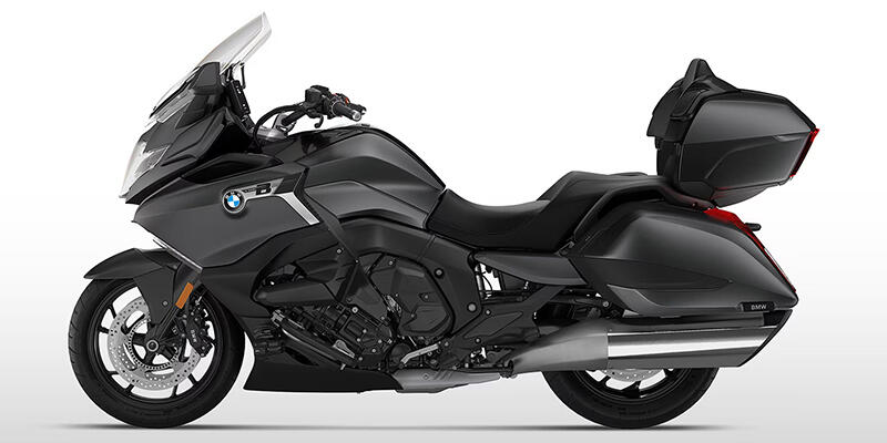 2027 K 1600 Grand America