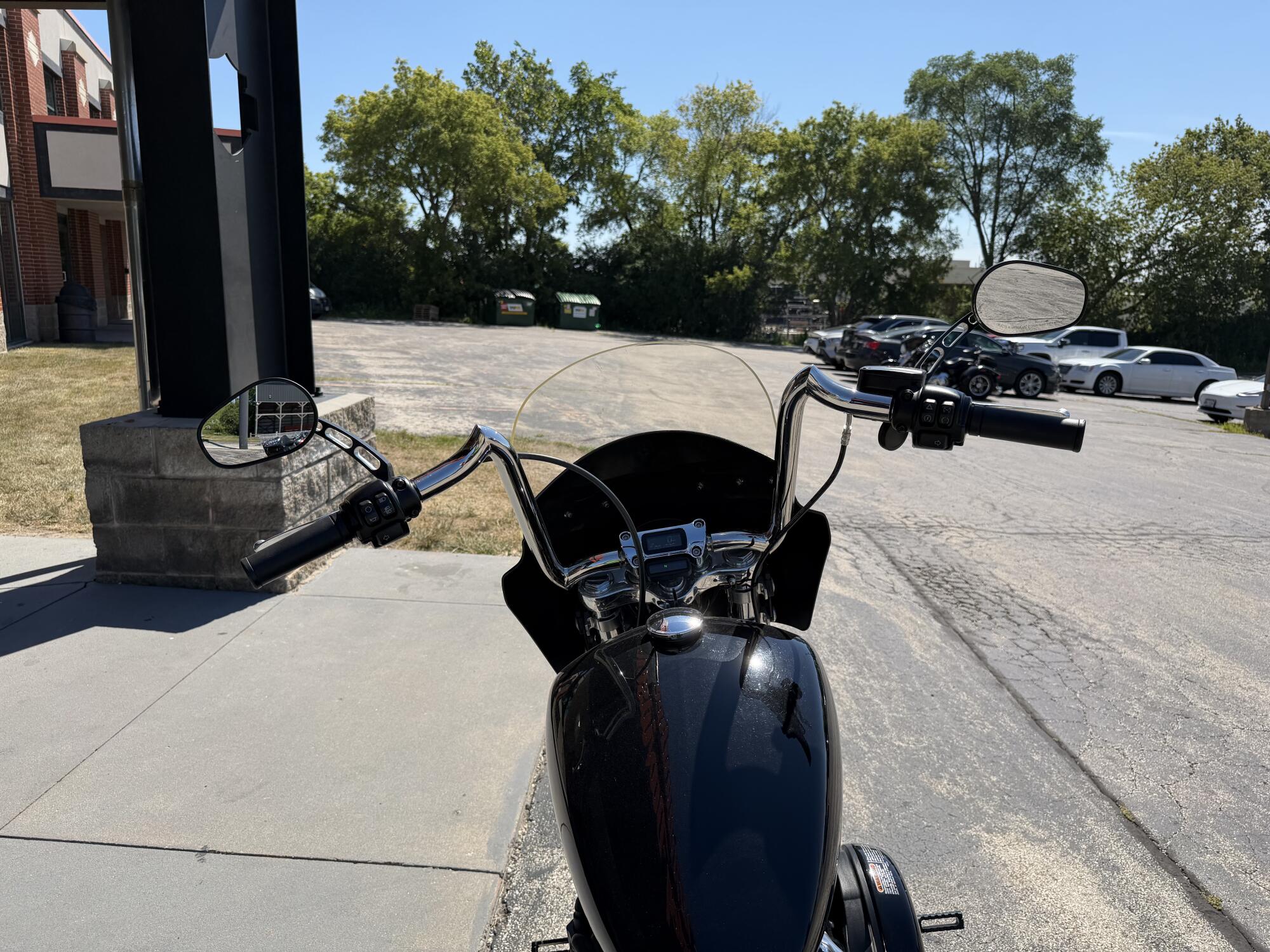 2022 Harley-Davidson Softail Standard