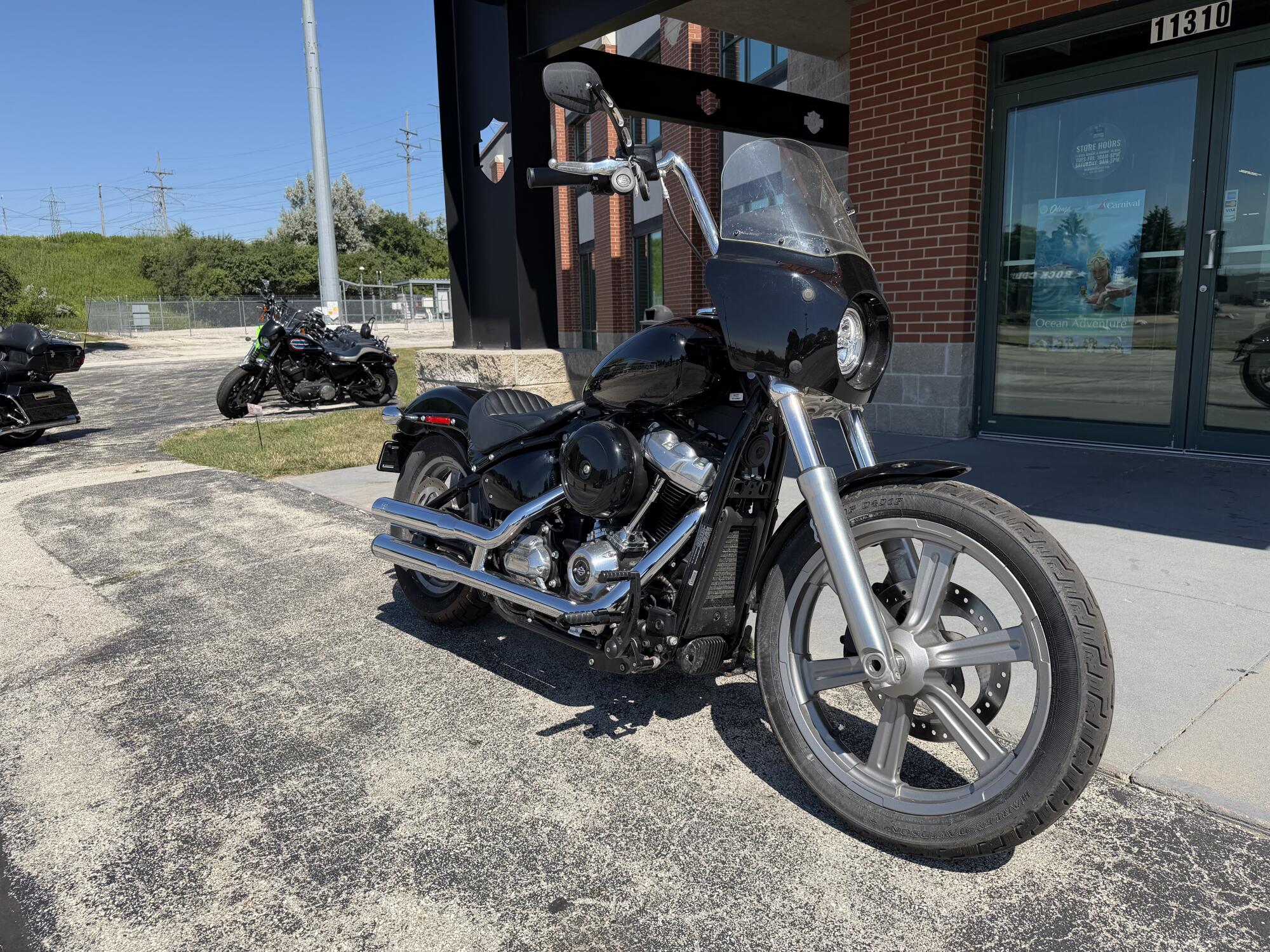 2022 Harley-Davidson Softail Standard