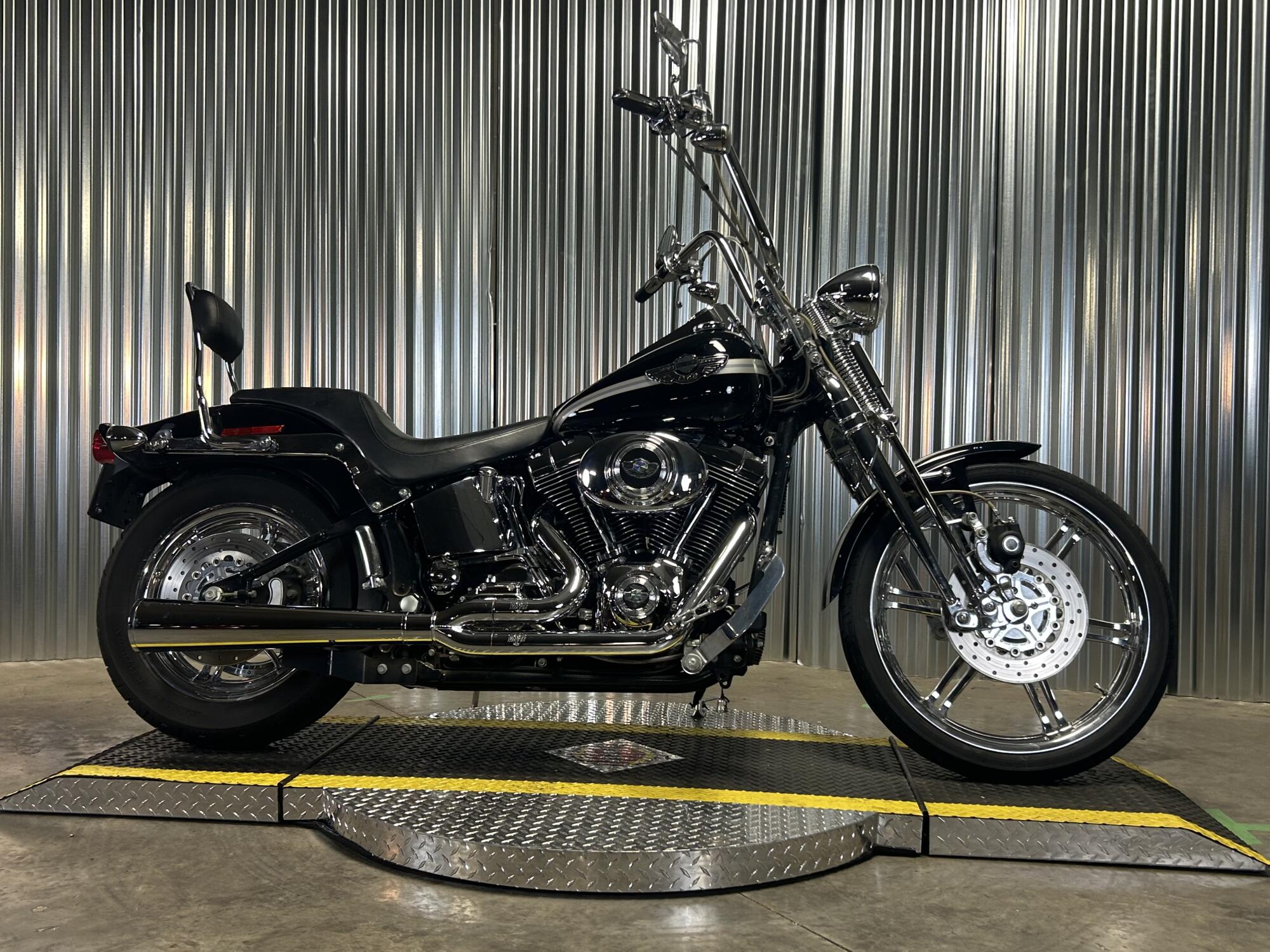 2003 Harley-Davidson® Springer® Softail® VIVID BLACK