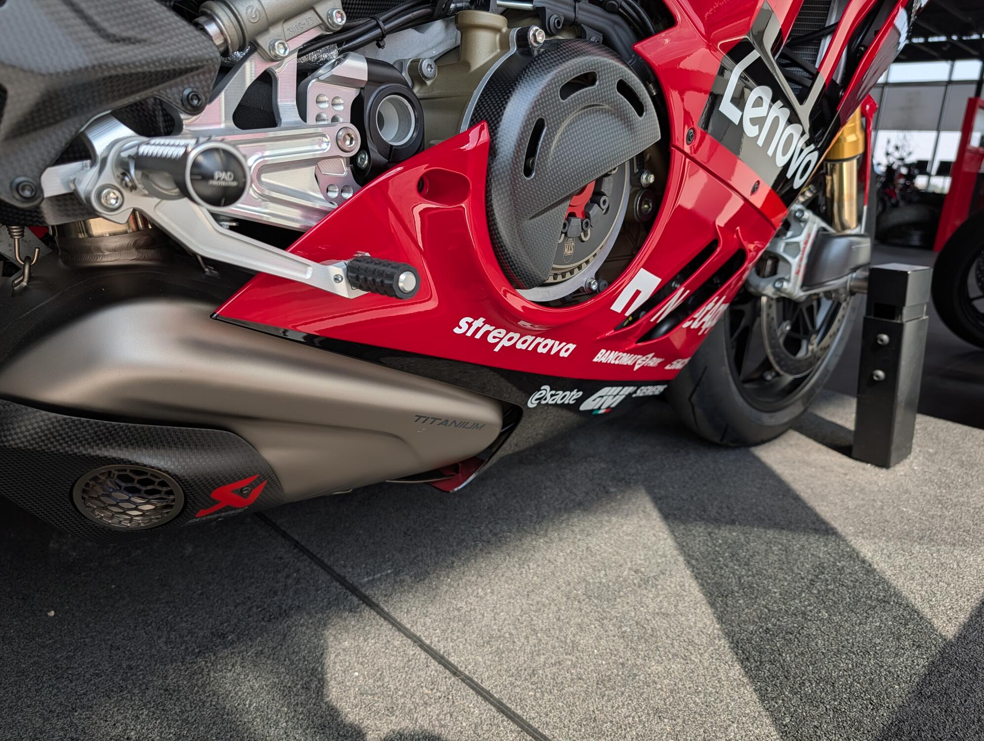 2024 Ducati Panigale V4 Bagnaia 2022 World Champion Replica, photo 9