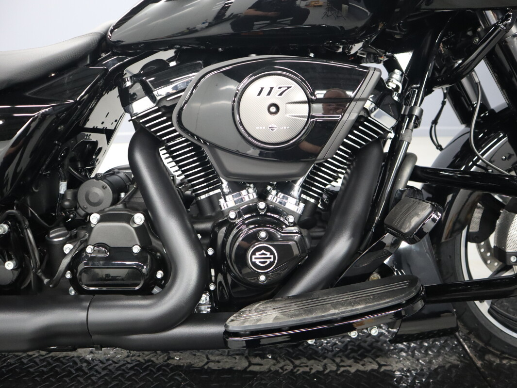 2026 Harley-Davidson® Road Glide™ FLTRX, photo 16