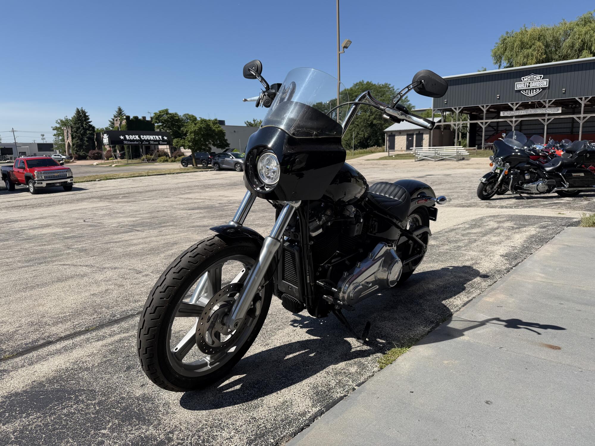 2022 Harley-Davidson Softail Standard