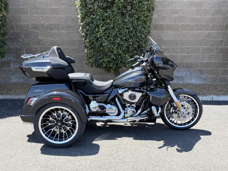 FLHLT 2026 Street Glide 3 Limited