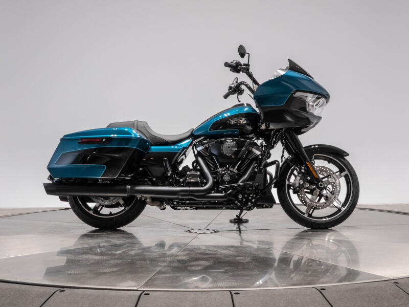 2026 HARLEY-DAVIDSON FLTRX ROAD GLIDE in Teal Thunder/Vivid Black with Black Trim with 10 miles
