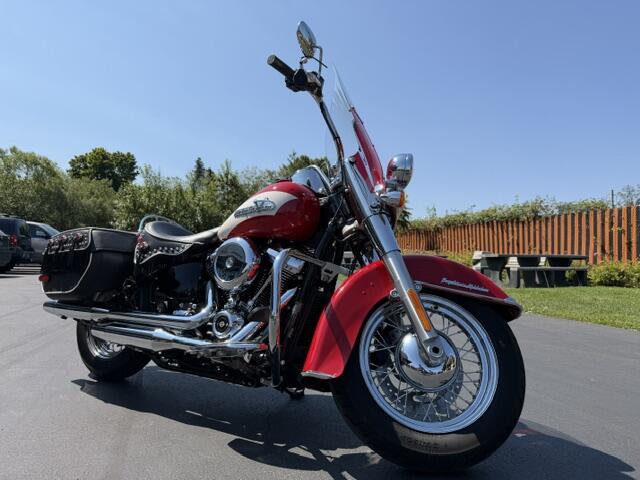 2024 Harley-Davidson® Hydra-Glide Revival Redline Red
