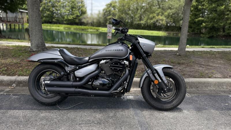 2019 Suzuki Boulevard M50 Metallic Matte Fibroin Gray