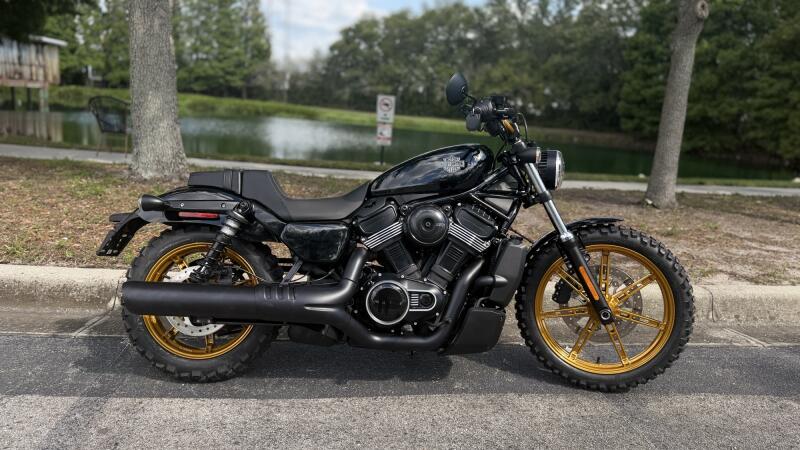 2026 Harley-Davidson® Nightster® Vivid Black Black Trim