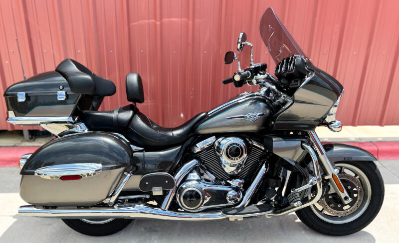 2024 Kawasaki VULCAN® 1700 VOYAGER® ABS VN1700BRFNL Metallic Graphite Gray/Metallic Carbon Gray