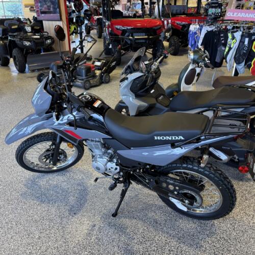 2026 Honda XR150L thumb 2