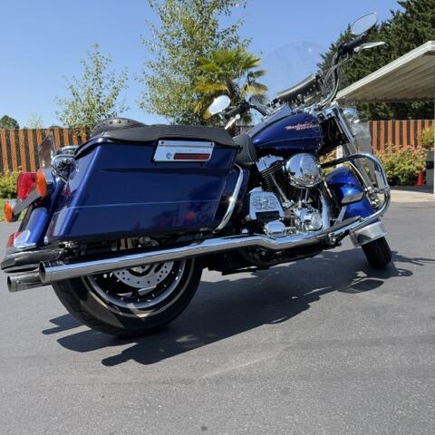 2006 Harley-Davidson® Road King® Deep Cobalt thumb 1