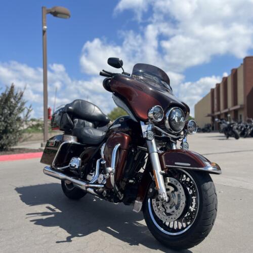 2011 Harley-Davidson® Electra Glide® FLHTK Ultra Limited DK/LT ROOT BEER 656922 thumb 3