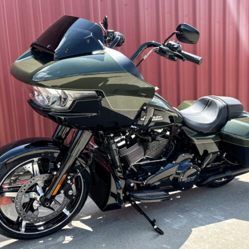 2026 Harley-Davidson® Road Glide® FLTRX Olive Steel Metallic / Vivid Black thumb 0