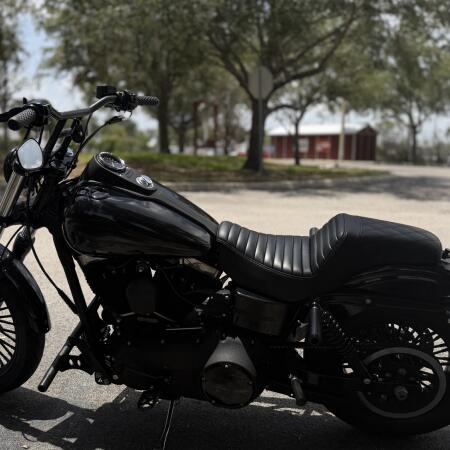 2014 Harley-Davidson® Street Bob® Black thumb 3