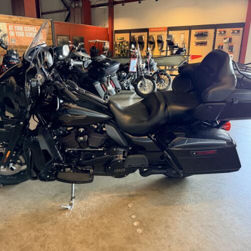 Harley-Davidson® Ultra Limited 2023 thumb 2