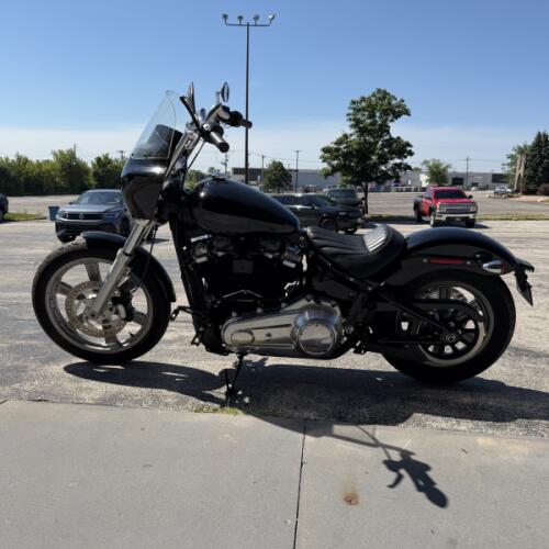 FXST 2022 Softail Standard® thumb 0