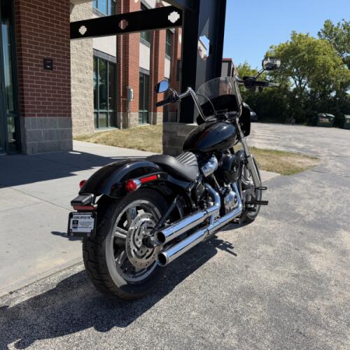 FXST 2022 Softail Standard® thumb 3