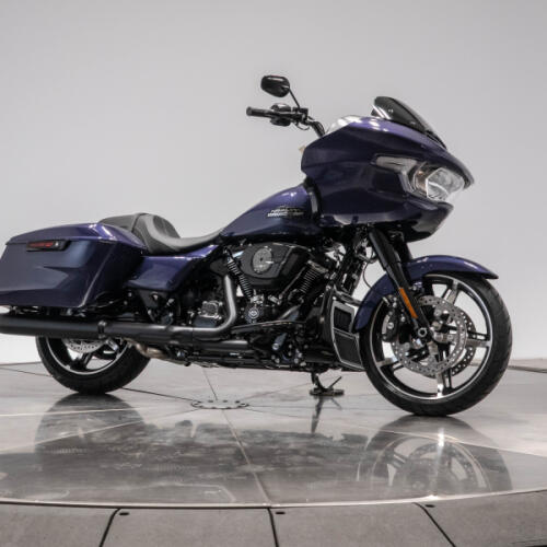 2026 HARLEY-DAVIDSON FLTRX ROAD GLIDE in Purple Abyss with Black Trim with 10 miles thumb 3