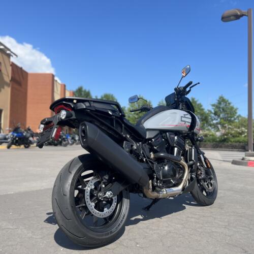 2026 Harley-Davidson® RA1250ST Pan America® 1250 ST DRK BILIARD GRY thumb 2