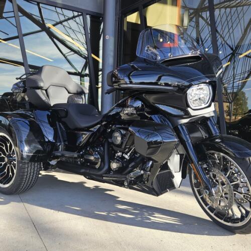 2026 Street Glide 3 Limited FLHLT thumb 3