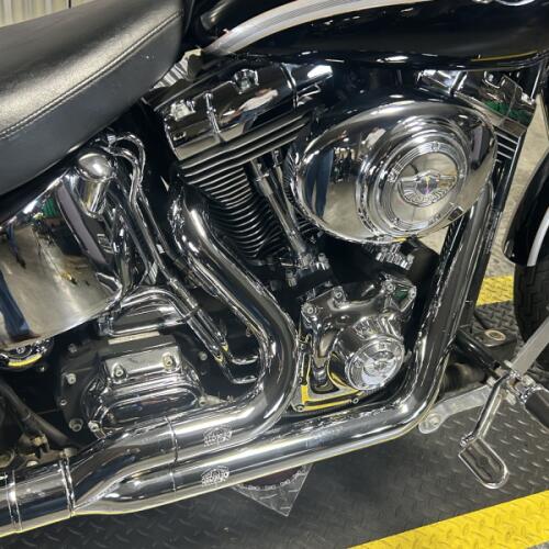 2003 Harley-Davidson® Springer® Softail® VIVID BLACK thumb 3