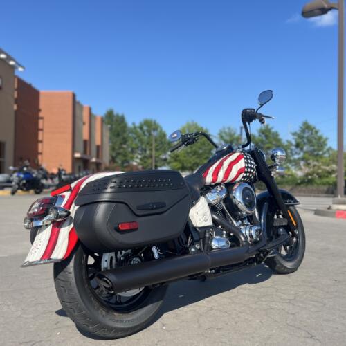2026 Harley-Davidson® FLHC Heritage Classic DRK BILIARD GRY thumb 2
